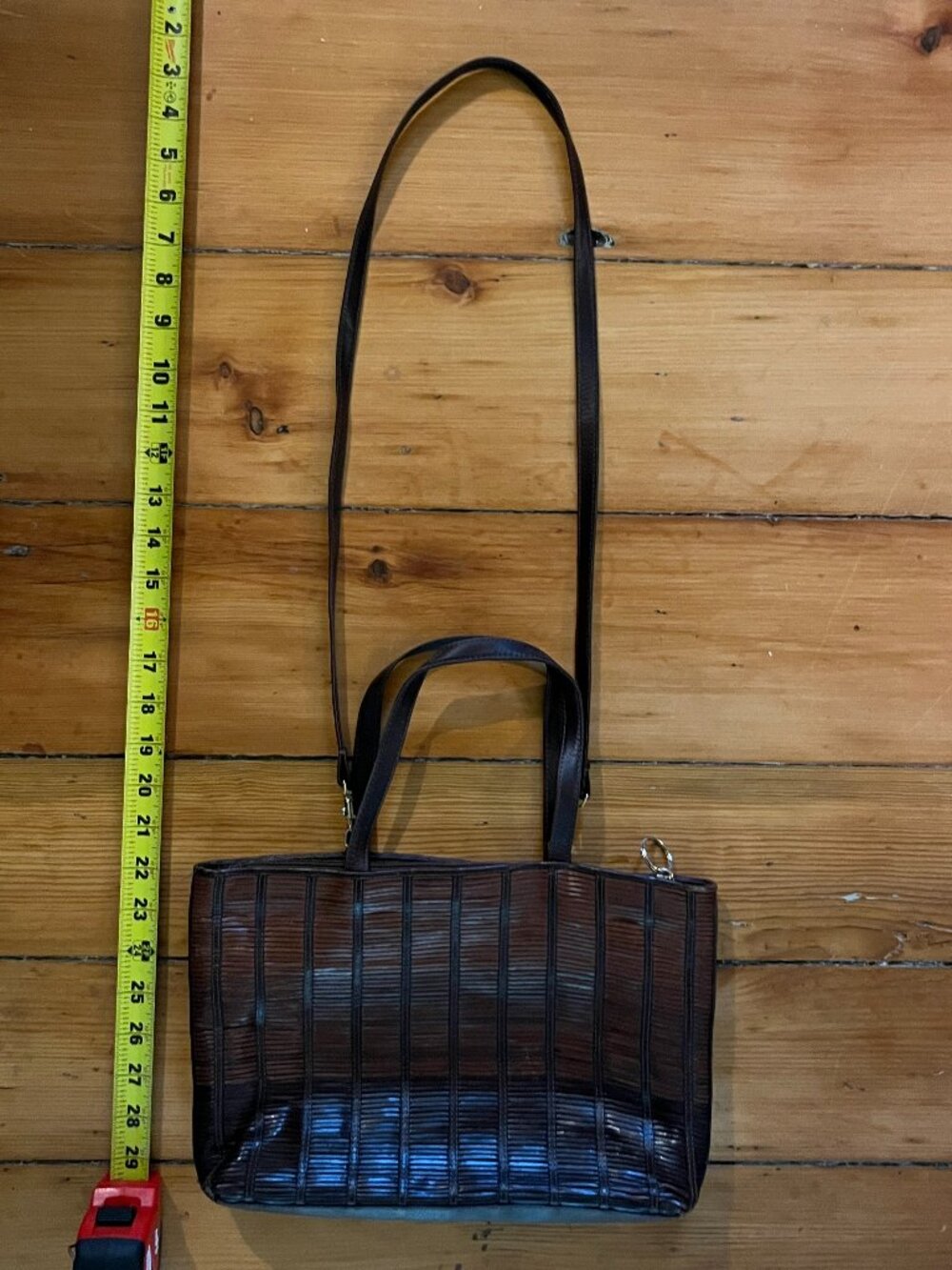 Vintage Woven 2 tone leather purse. Americana brand.